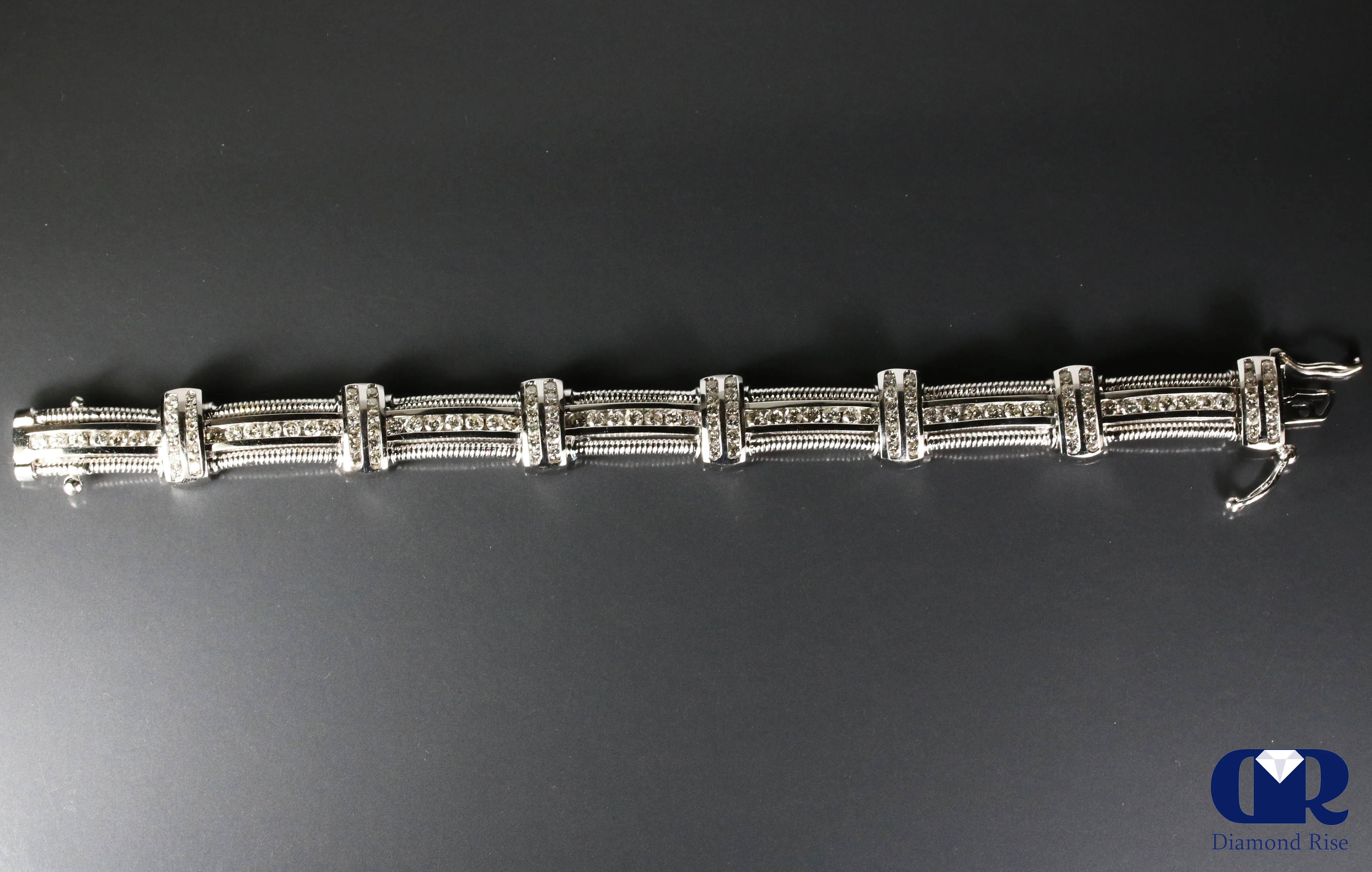 6.65 Carat Natural Diamond Bracelet In 14K White Gold