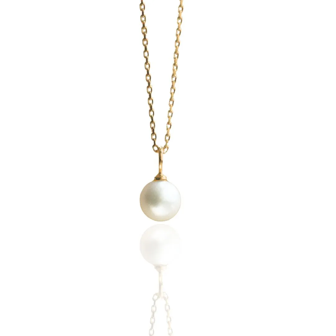 Charm Australian Akoya Broken Bay 7mm AA 9ct Yellow Gold