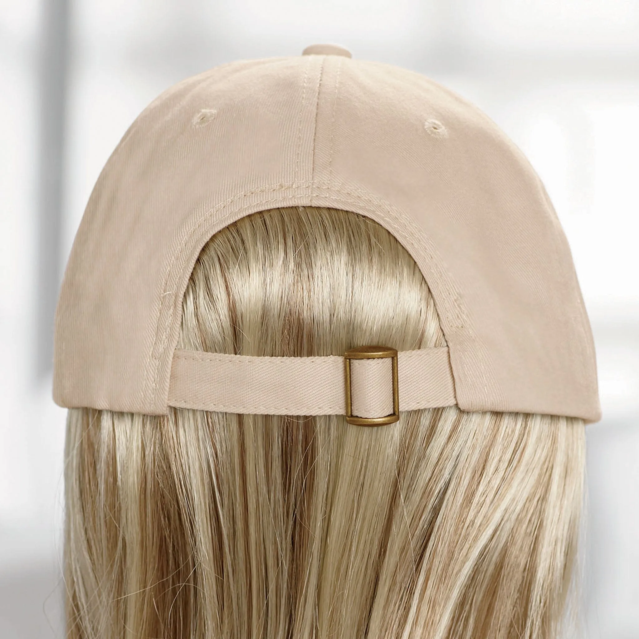 Classic Wig with Beige Hat