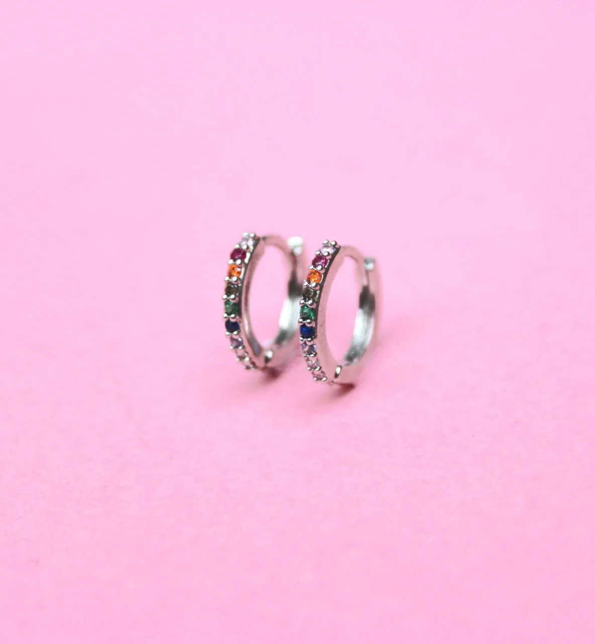 RAINBOW HUGGIE - PLATINUM/SILVER