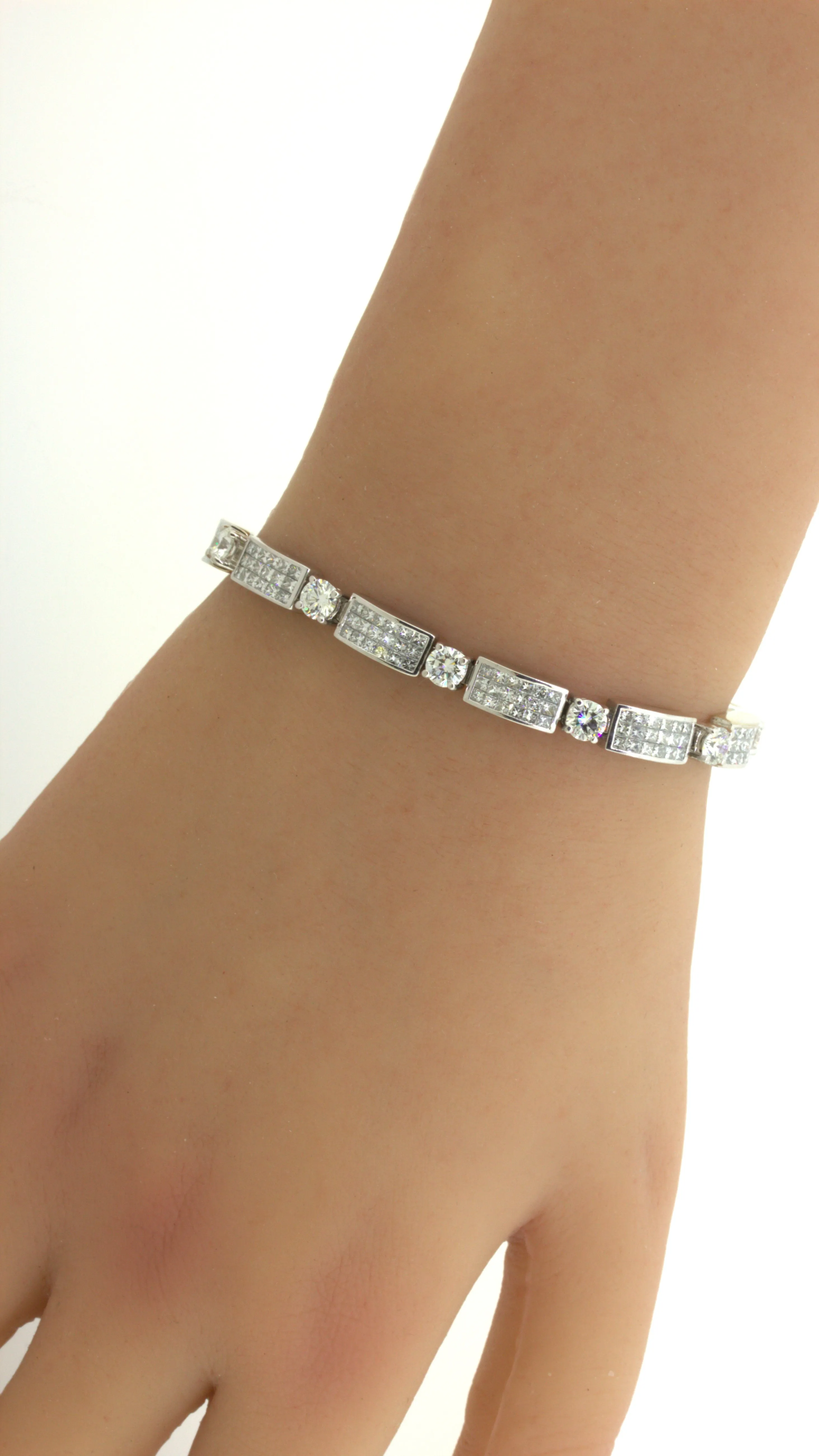 Round & Princess-cut Diamond 18k White Gold Invisible-Set Tennis Bracelet